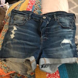 American Eagle MIDI short. Size 16